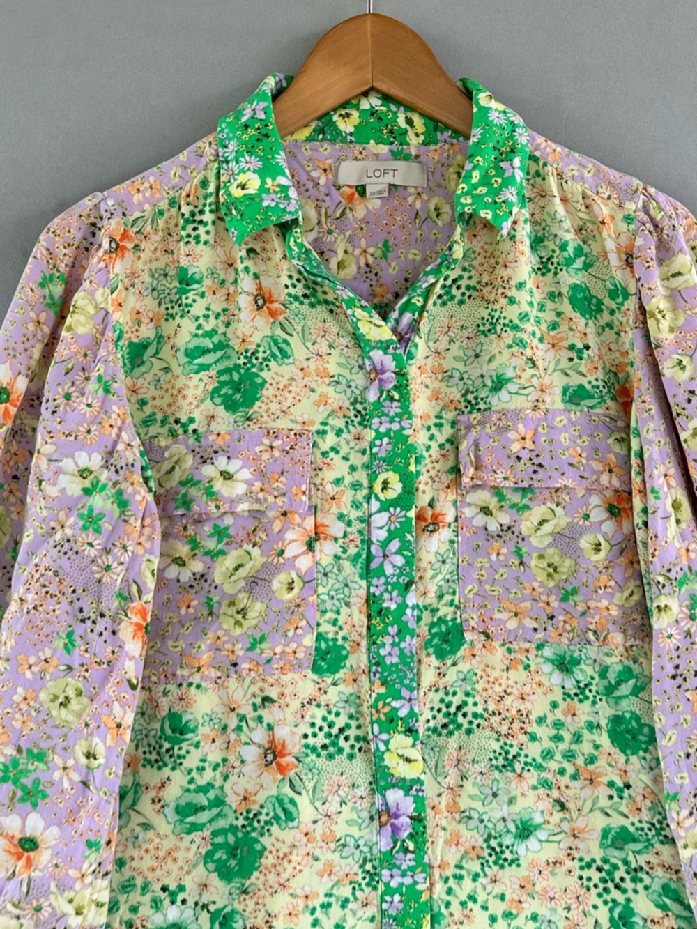 π5 for $45π Loft top blouse shirt size XS - Picture 3 of 8